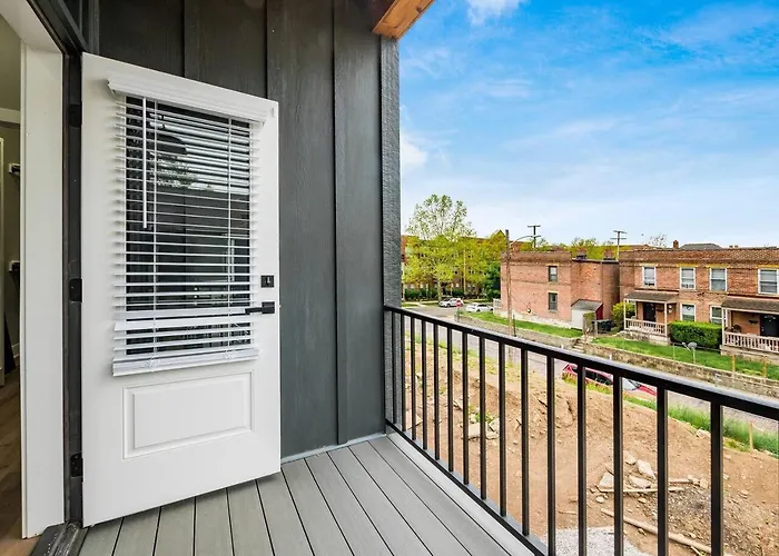 Just Listed D Town Vies, Osu Short North Сasa de vacaciones *